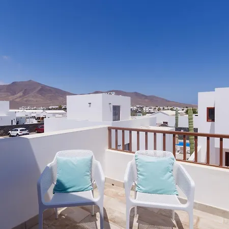 238 - Sofia By Now Ltd * Playa Blanca (Lanzarote)