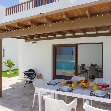 238 - Sofia By Now Ltd פלאיה בלנקה